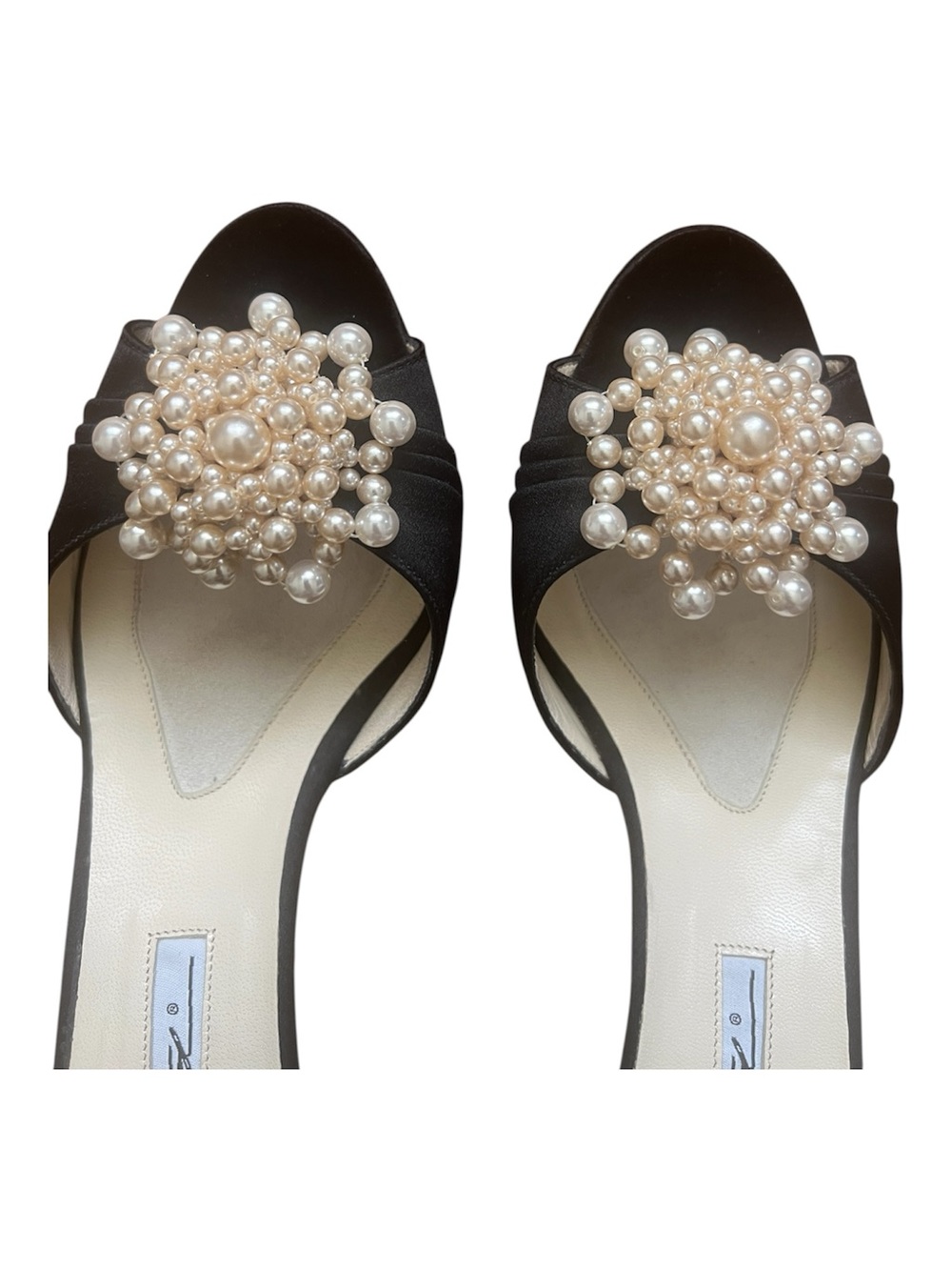Brian Atwood Blk Satin Peep Toe d'Orsay Pearl Cluster Heels SZ 38 Party Wedding - Picture 4 of 12